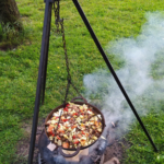 Patelnia żeliwna 40 cm z dwoma uchwytami